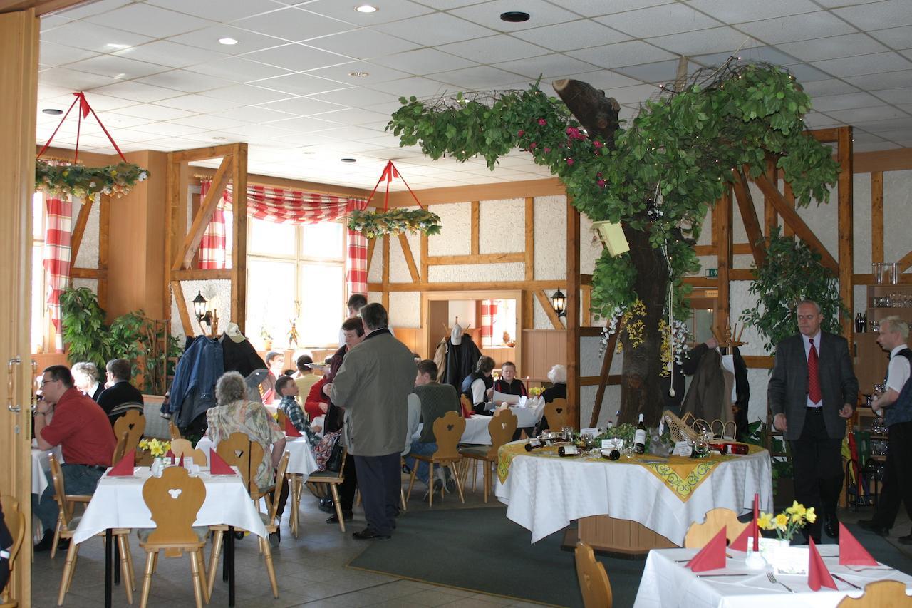 Hotel Restaurant Am Kriebsteinsee エクステリア 写真
