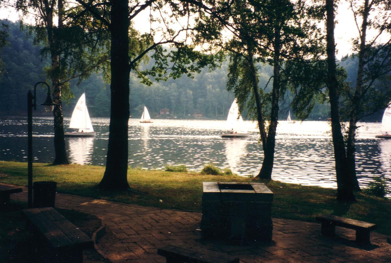 Hotel Restaurant Am Kriebsteinsee エクステリア 写真